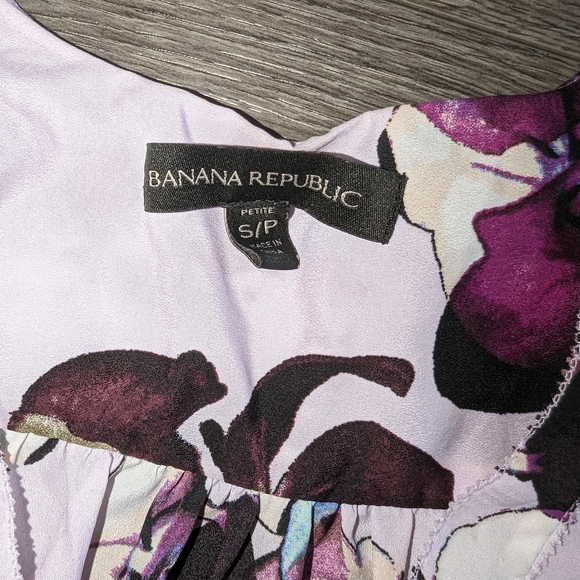 Banana Republic Floral Blouse - Picture 4 of 6